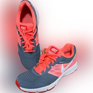 Nike airrelentless4, women’s size 9, orange/gray/white